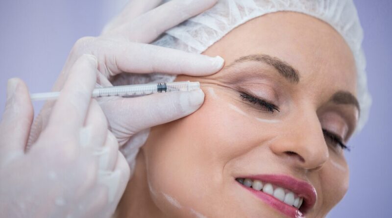 Ce-este-liftingul-facial-si-ce-beneficii-ofera