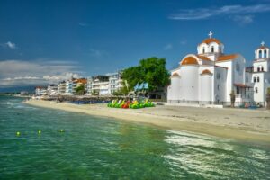 De-ce-aleg-turistii-romani-vacantele-in-Paralia-Katerini